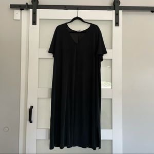 Black tee dress